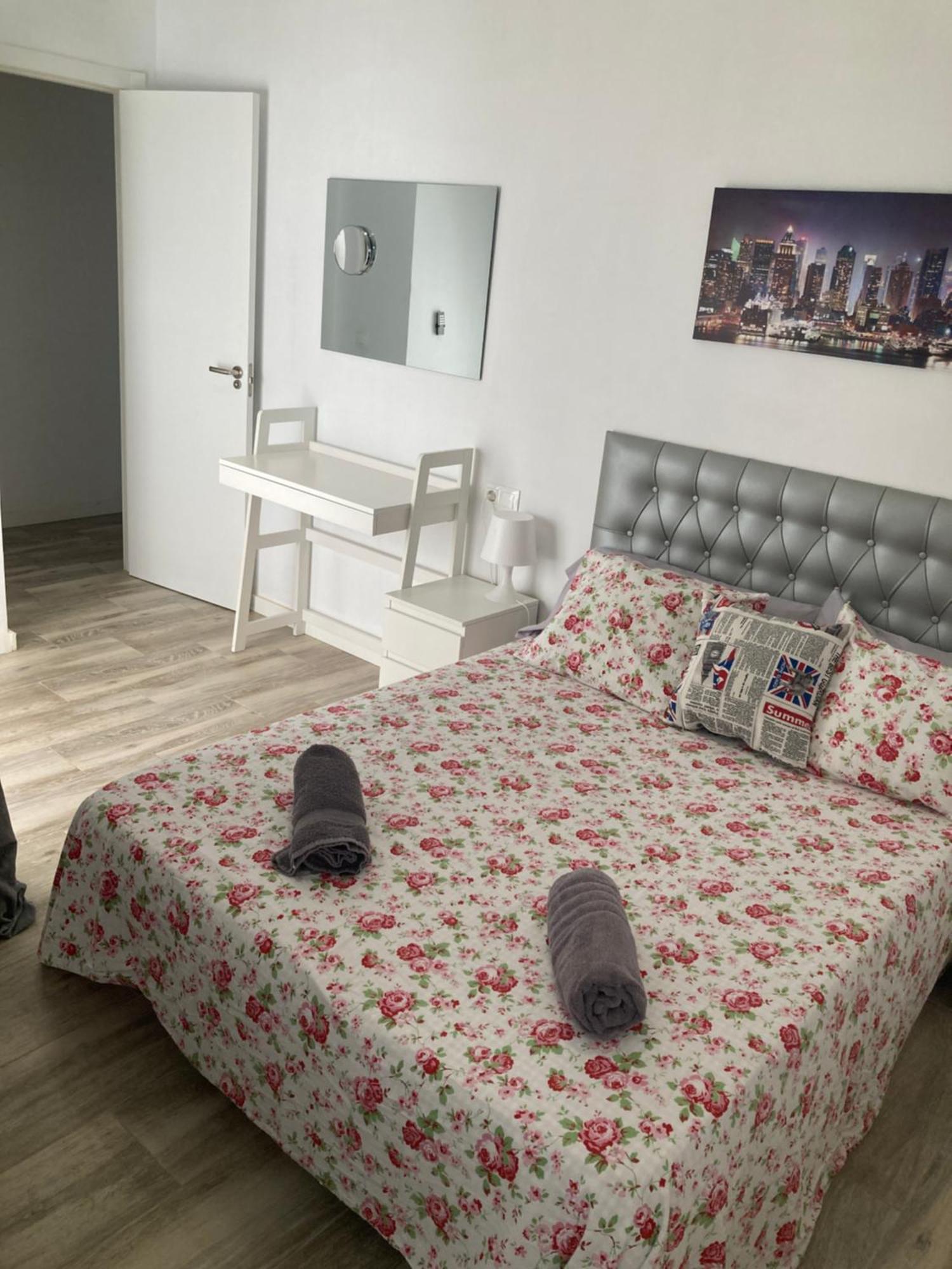 Apartamento Moderno Junto Al Mar Apartment Vinaros Bagian luar foto