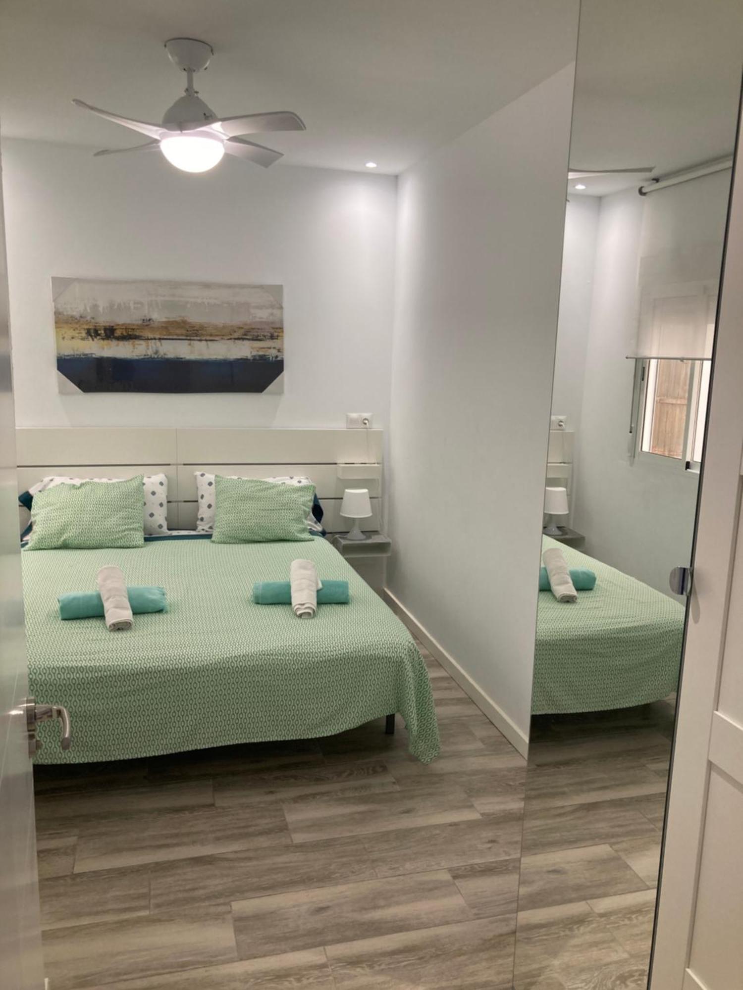 Apartamento Moderno Junto Al Mar Apartment Vinaros Bagian luar foto